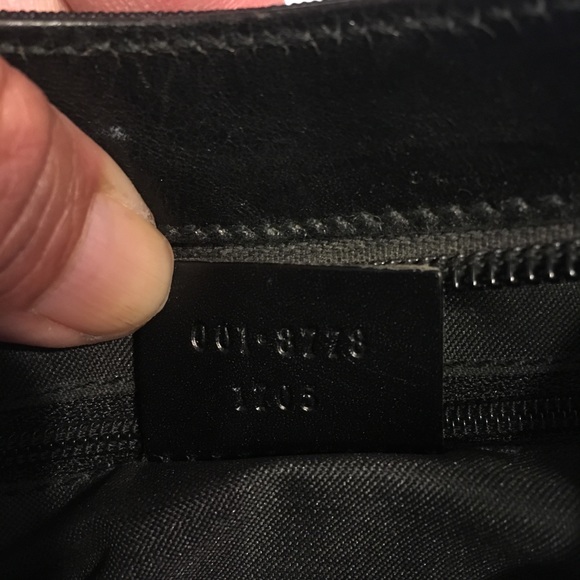 Lovely GUCCI Handbag - Picture 5 of 6